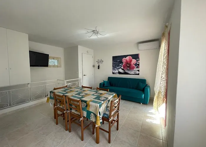 Spacious With Terrace In Appartement *