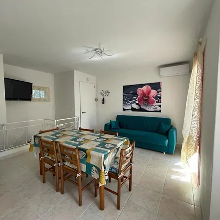 Spacious With Terrace In * Rosolina Mare