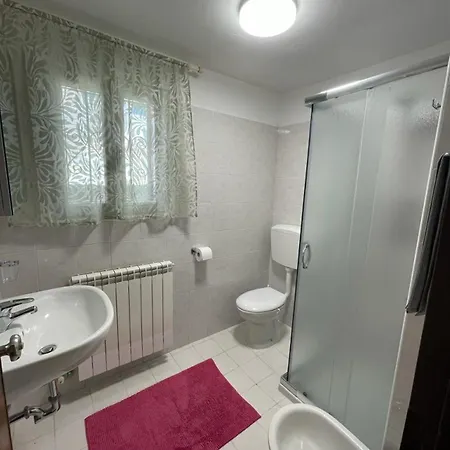 Apartmán Spacious With Terrace In *