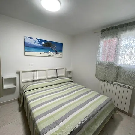 Spacious With Terrace In