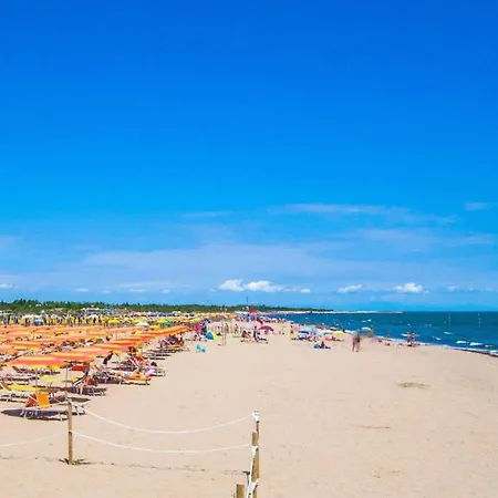 Spacious With Terrace In * Rosolina Mare